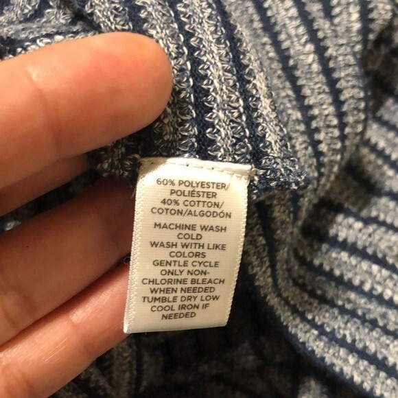 Lou & Grey Navy Striped Lightweight Waffle Knit Pullover in Size Medium - Picture 6 of 6